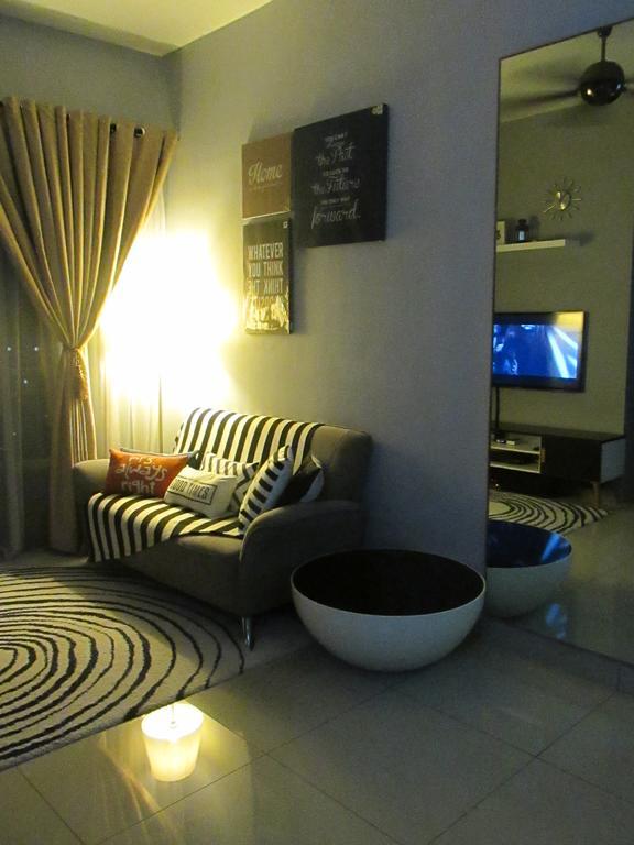 Hnm Homestay Direct Access Mesamall Nilai Klia Usim Exteriör bild